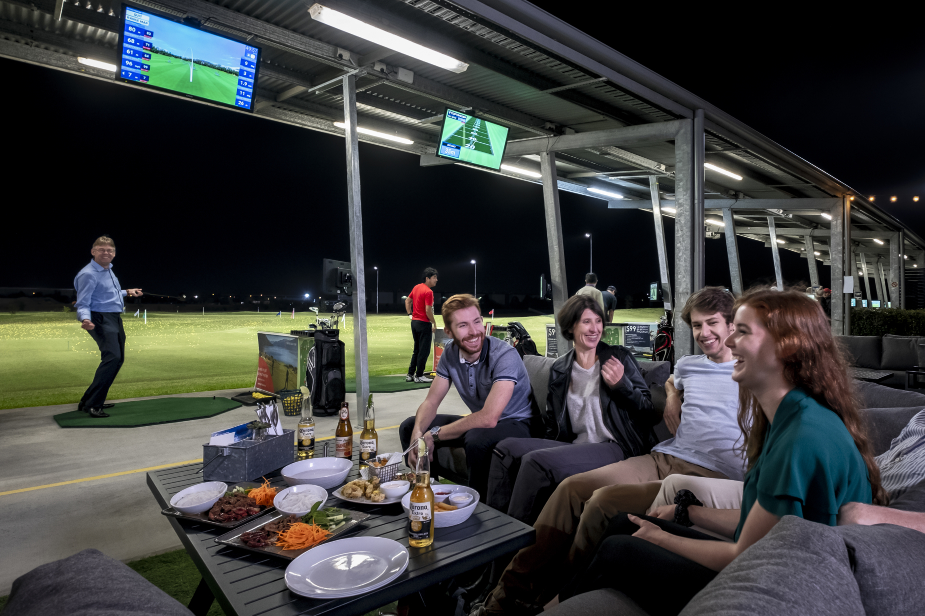 Toptracer Driving Range – Golf Central BNE